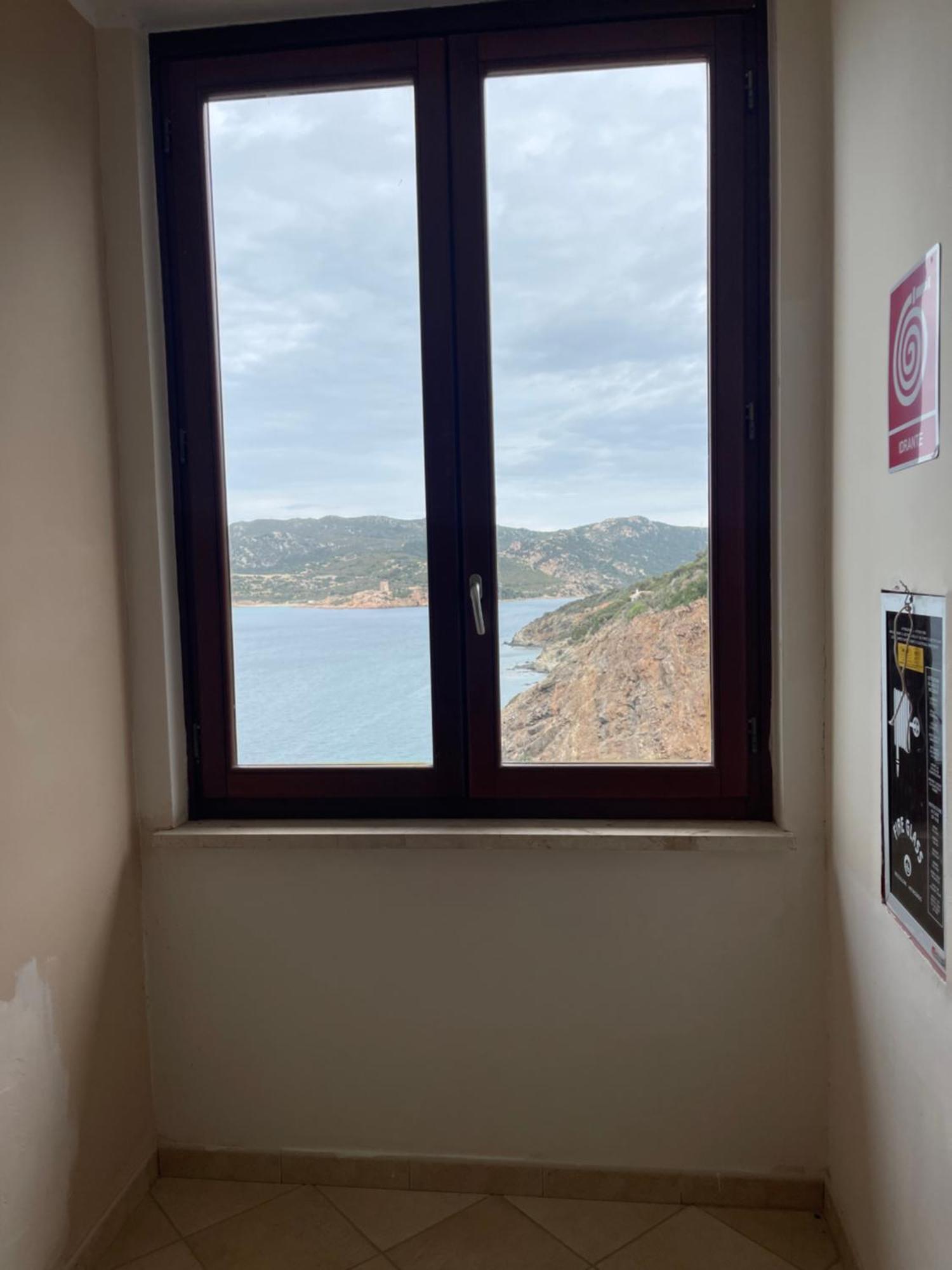 Gli Appartamenti Di Francuzzo Teulada Bagian luar foto