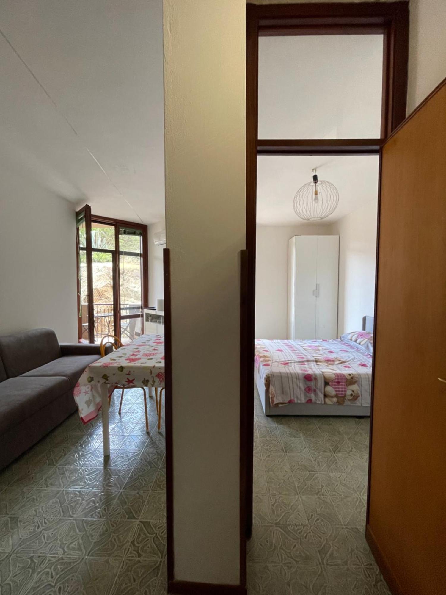 Gli Appartamenti Di Francuzzo Teulada Ruang foto